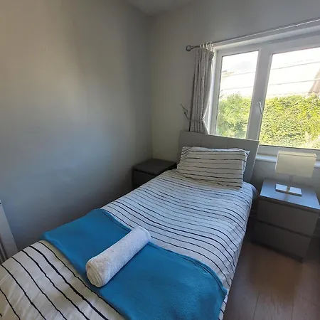 Recently Renovated City House Hébergement de vacances