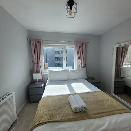 Hotel Recently Renovated House Dublin